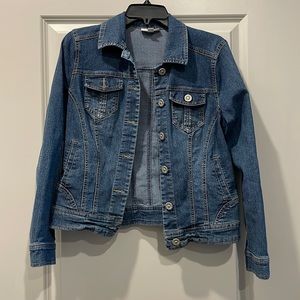 Denim jacket with daisy accent buttons (S)